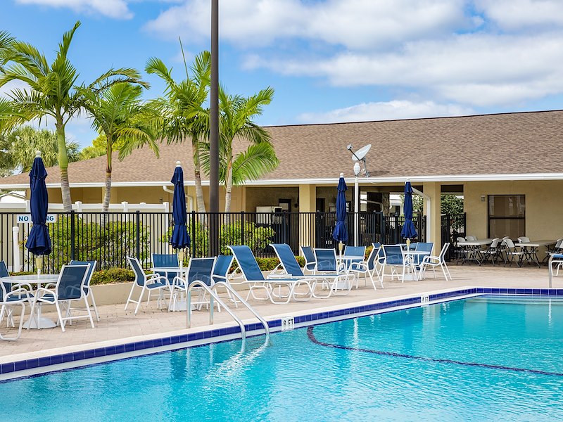 Buttonwood Bay photo 3